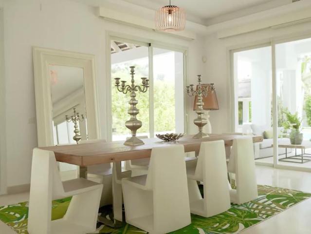 Villa de lujo en Guadalmina Baja: Un paraíso costero