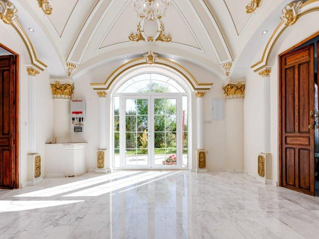 Villa de Lujo en La marina zona Alicante, 380.00 m. de super. 380m² La Marina