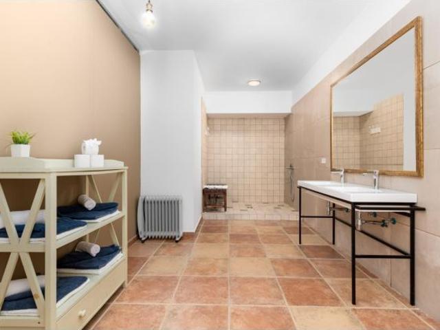 VILLA DE LUJO EN PARCELA DE 42.000 m2 EN PÁJARA – 5 DORMITORIOS EN SUITE, PISCINA, MÁXIMA PRIVACIDAD