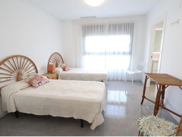 Villa de Lujo en Primera Línea de Playa en Cala Capitán