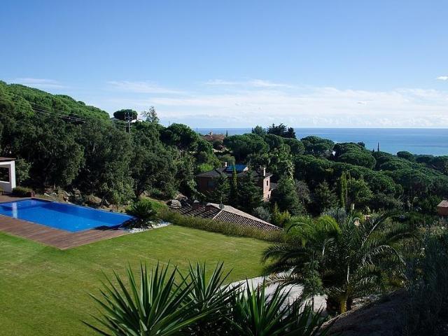 Villa de lujo en Supermaresme, Sant Andreu de Llavaneres – espectaculares vistas al mar