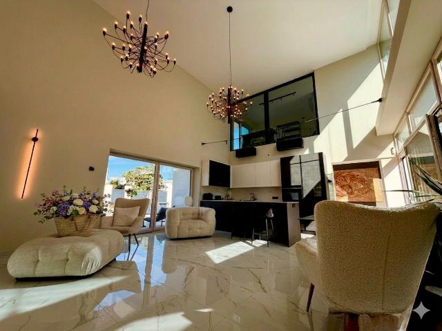 Villa de lujo en venta. BENALMáDENA