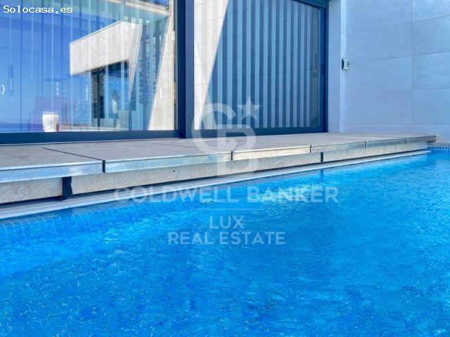 Villa de lujo en venta en primera línea de mar en Llançà, Costa Brava