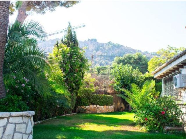 Villa de Lujo en Venta en San Juan de Alicante, Alicante