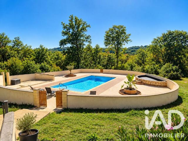 Villa de luxe de 14 pièces en vente Payrac, France