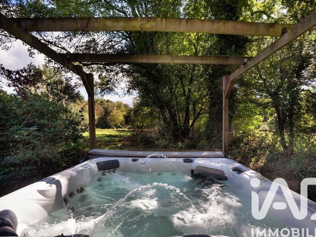 Villa de luxe de 17 pièces en vente Cléden Poher, Bretagne
