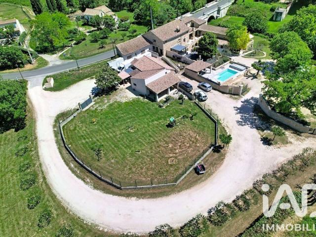 Villa de luxe de 17 pièces en vente Saint Paulet de Caisson, Occitanie