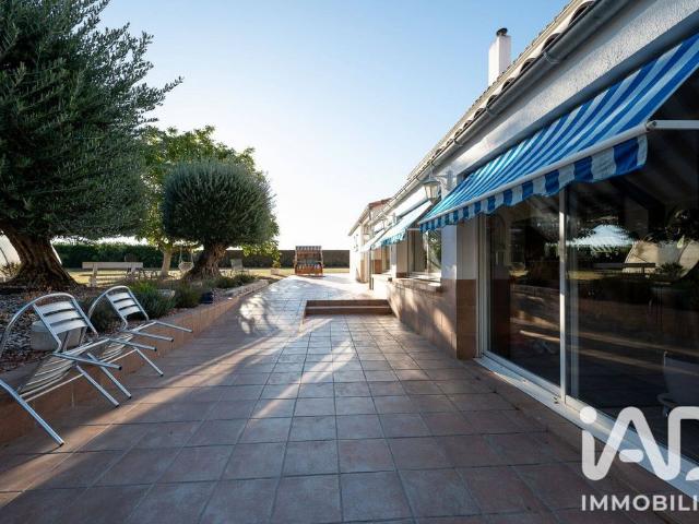 Villa de luxe de 10 pièces en vente Aigrefeuille d'Aunis, France