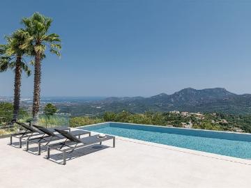 Villa de luxe de 10 pièces en vente Les Adrets de l'Estérel, Provence Alpes Côte d'Azur
