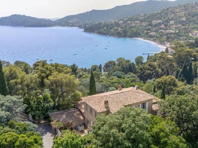 Villa de luxe de 12 pièces en vente Rayol Canadel sur Mer, Provence Alpes Côte d'Azur