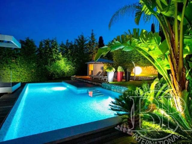Villa de luxe de 12 pièces en location Vallauris, France