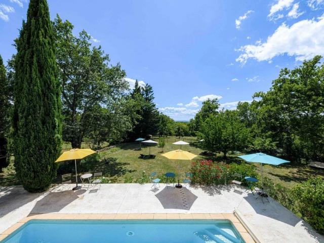 Villa de luxe de 22 pièces en vente Uzès, Occitanie