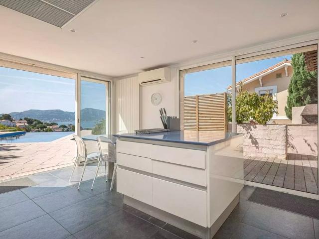 Villa de luxe de 4 chambres en vente Bompard, Marseille, Bouches du Rhône, Provence Alpes Côte d'Azur