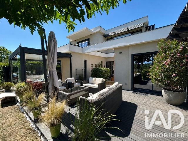 Villa de luxe de 4 pièces en vente Opio, Provence Alpes Côte d'Azur