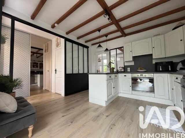 Villa de luxe de 5 pièces en location Beauchamp, France