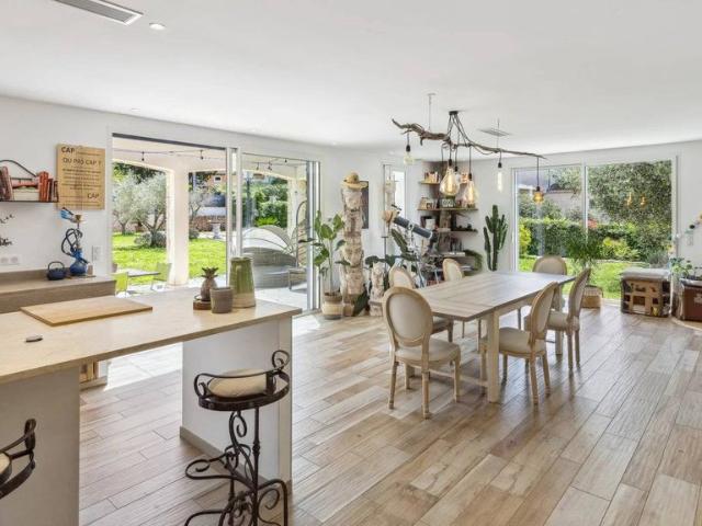 Villa de luxe de 5 pièces en vente Mouans Sartoux, Provence Alpes Côte d'Azur