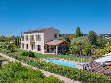 Villa de luxe de 5 pièces en vente Antibes, Provence Alpes Côte d'Azur