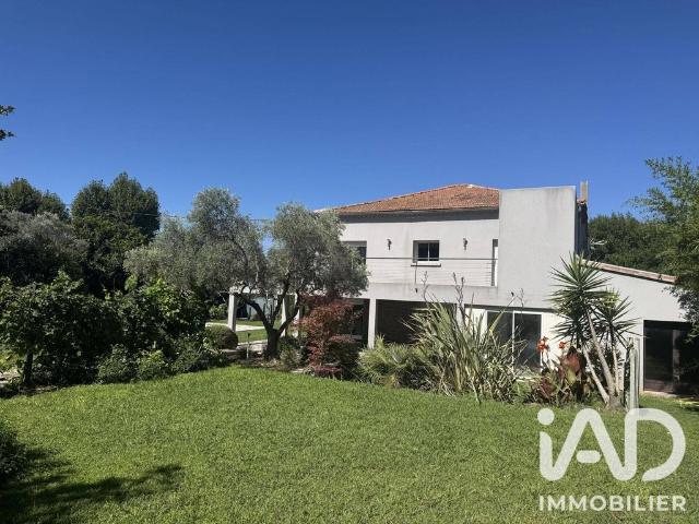 Villa de luxe de 5 pièces en vente Eyragues, France