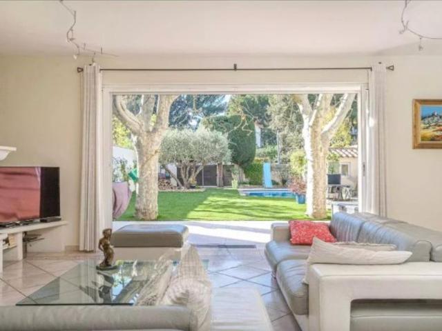 Villa de luxe de 5 pièces en vente La Pointe Rouge, France