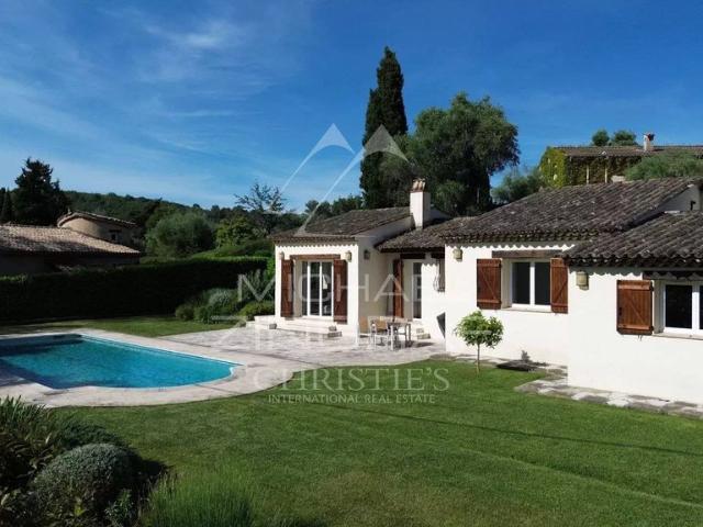 Villa de luxe de 5 pièces en vente Tourrettes sur Loup, Provence Alpes Côte d'Azur