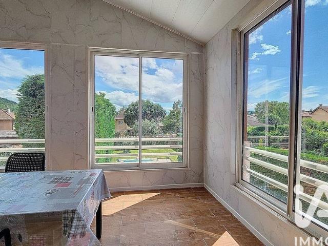 Villa de luxe de 6 pièces en location Brignais, France