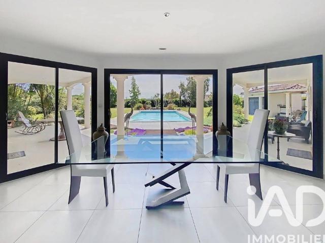 Villa de luxe de 6 pièces en vente Bretx, France