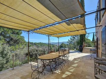 Villa de luxe de 6 pièces en vente Puget, Provence Alpes Côte d'Azur