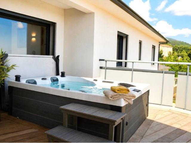 Villa de luxe de 6 pièces en vente Penta di Casinca, Corse