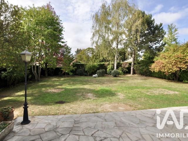 Villa de luxe de 7 pièces en location Morainvilliers, France