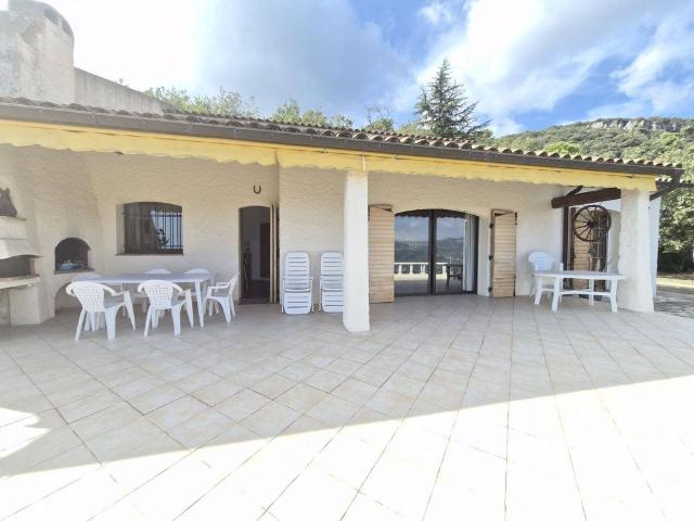 Villa de luxe de 7 pièces en vente Carros, France