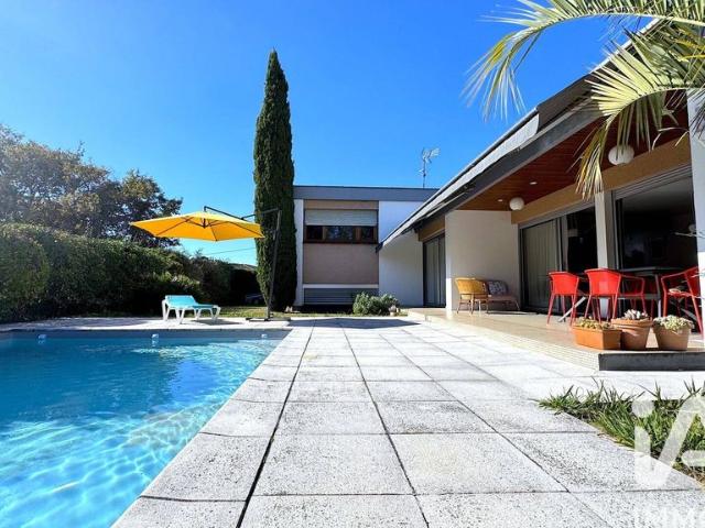 Villa de luxe de 7 pièces en vente Gradignan, France