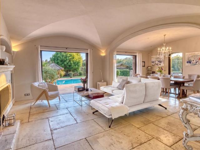 Villa de luxe de 8 pièces en vente Mouans Sartoux, France