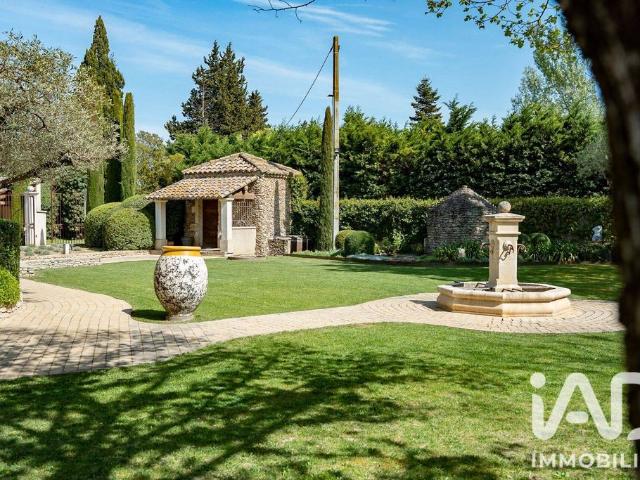 Villa de luxe de 8 pièces en vente Châteaurenard, Provence Alpes Côte d'Azur