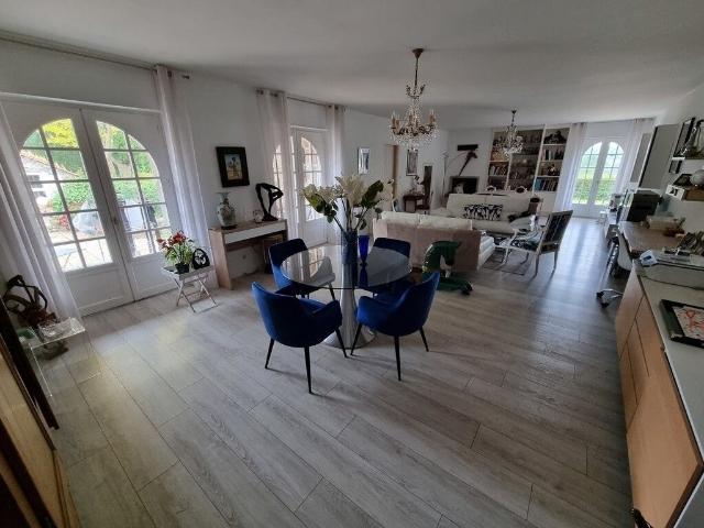 Villa de luxe de 8 pièces en vente La Roche Maurice, Bretagne