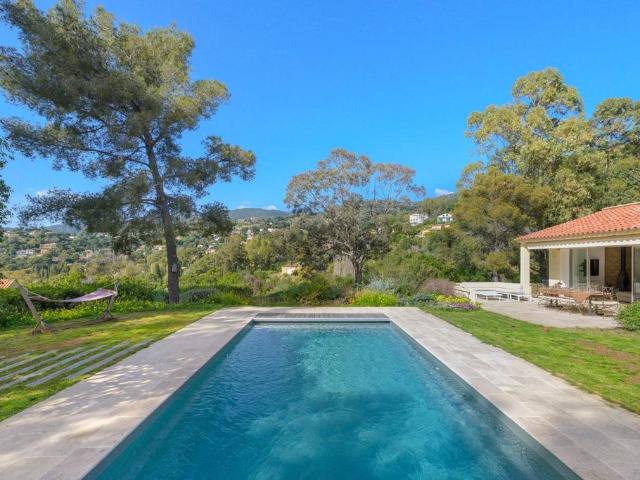 Villa de luxe de 8 pièces en vente Rayol Canadel sur Mer, Provence Alpes Côte d'Azur