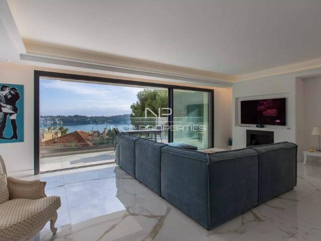Villa de luxe de 8 pièces en vente Villefranche sur Mer, Provence Alpes Côte d'Azur