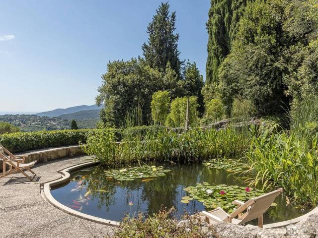 Villa de luxe de 9 chambres en vente Grasse, Provence Alpes Côte d'Azur