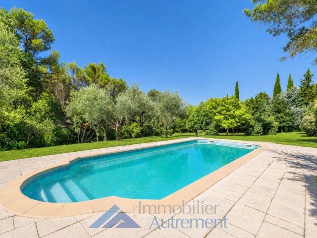 Villa de luxe de 9 pièces en vente Beaurecueil, France