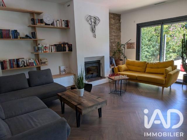 Villa de luxe de 9 pièces en vente Latresne, France