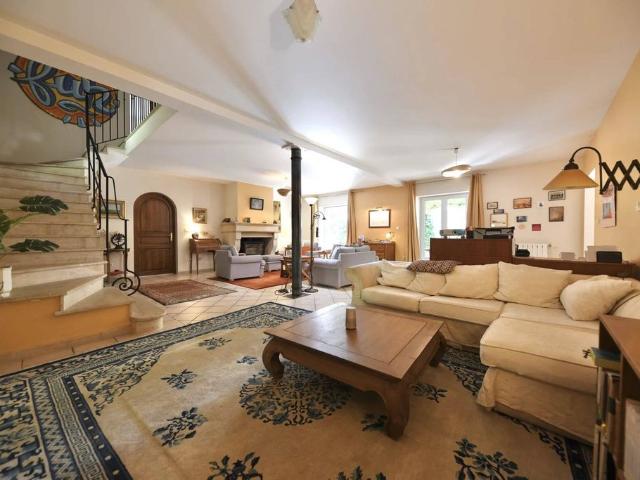 Villa de luxe de 9 pièces en vente Uzès, Occitanie