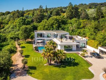Villa de luxe de 7 pièces en vente Aix en Provence, Provence Alpes Côte d'Azur