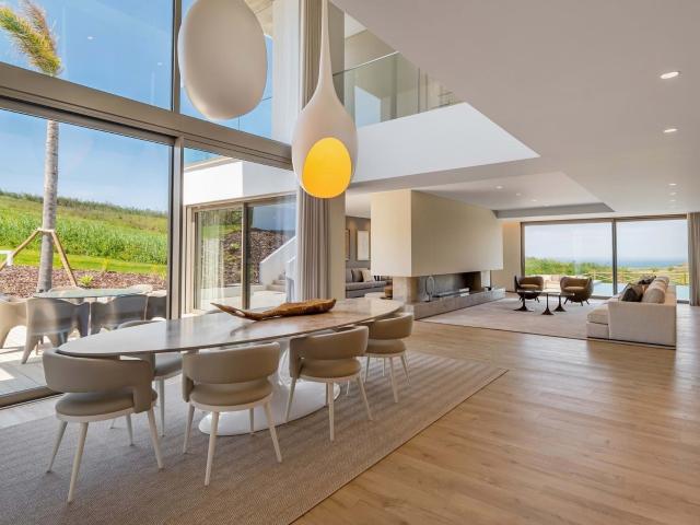 Villa de Luxo à beira mar com Piscina Infinita e 5 suítes. 696m² da Lourinhã e Atalaia