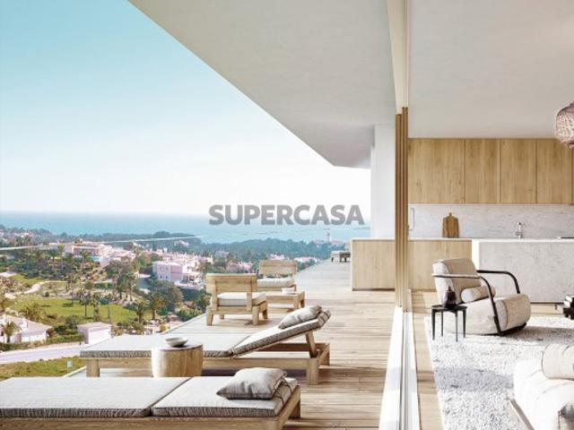 Villa de luxo com terraço inserido em resort único no Algarve