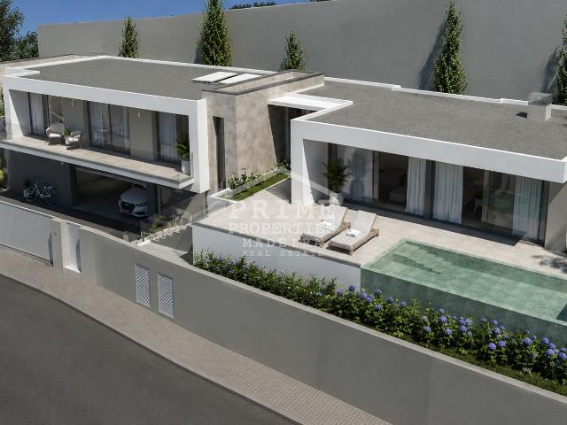 Villa de luxo com vista ao mar e piscina infinita à venda em. 255m² Arco Da Calheta