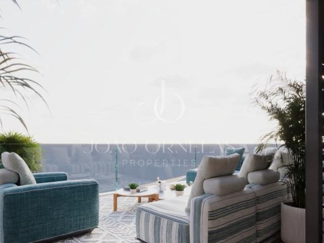 Villa de Luxo com Vista Deslumbrante sobre a Baía do Funchal | Neves| São Gonçalo