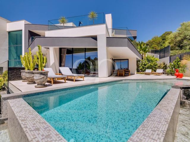 Villa de Luxo Contemporânea em Albufeira, Algarve 383m² Albufeira e Olhos de Água