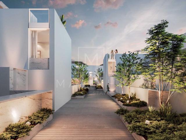 Villa de luxo T4+1, localizada no empreendimento Secret Garden Villas, em Campo de Ourique