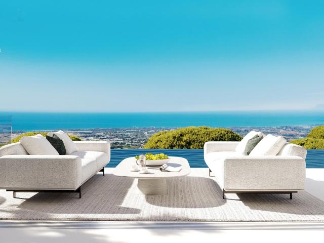VILLA DE OBRA NUEVA CON VISTAS AL MAR CERCA DE BENAHAVIS