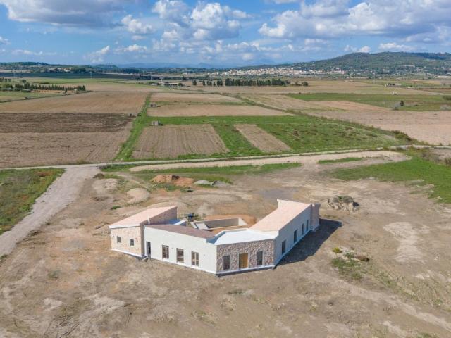 Villa de obra nueva de excepción en Vilafranca de Bonany — Mallorca