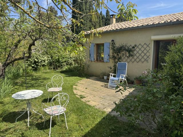 Villa de plain pied avec grand jardin 96m² Limoux